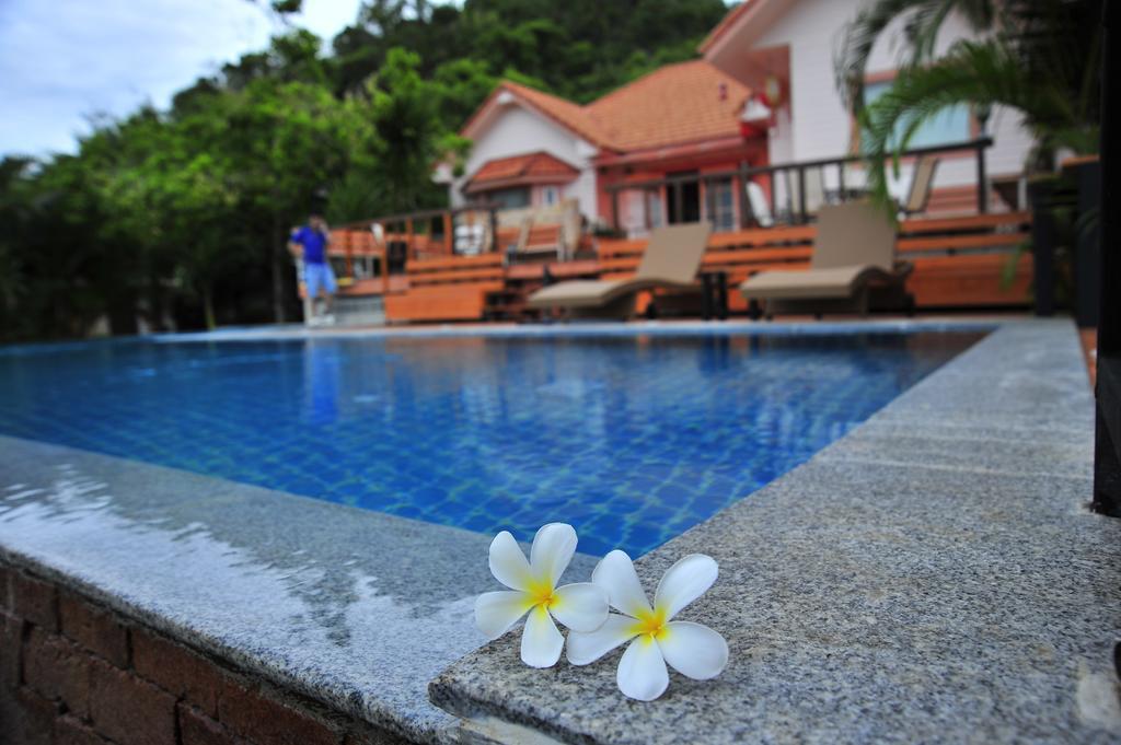 Dusit Talai Resort Nong Nam Daeng Exterior foto