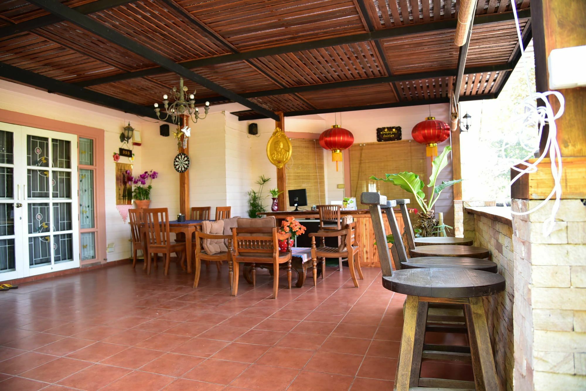 Dusit Talai Resort Nong Nam Daeng Exterior foto
